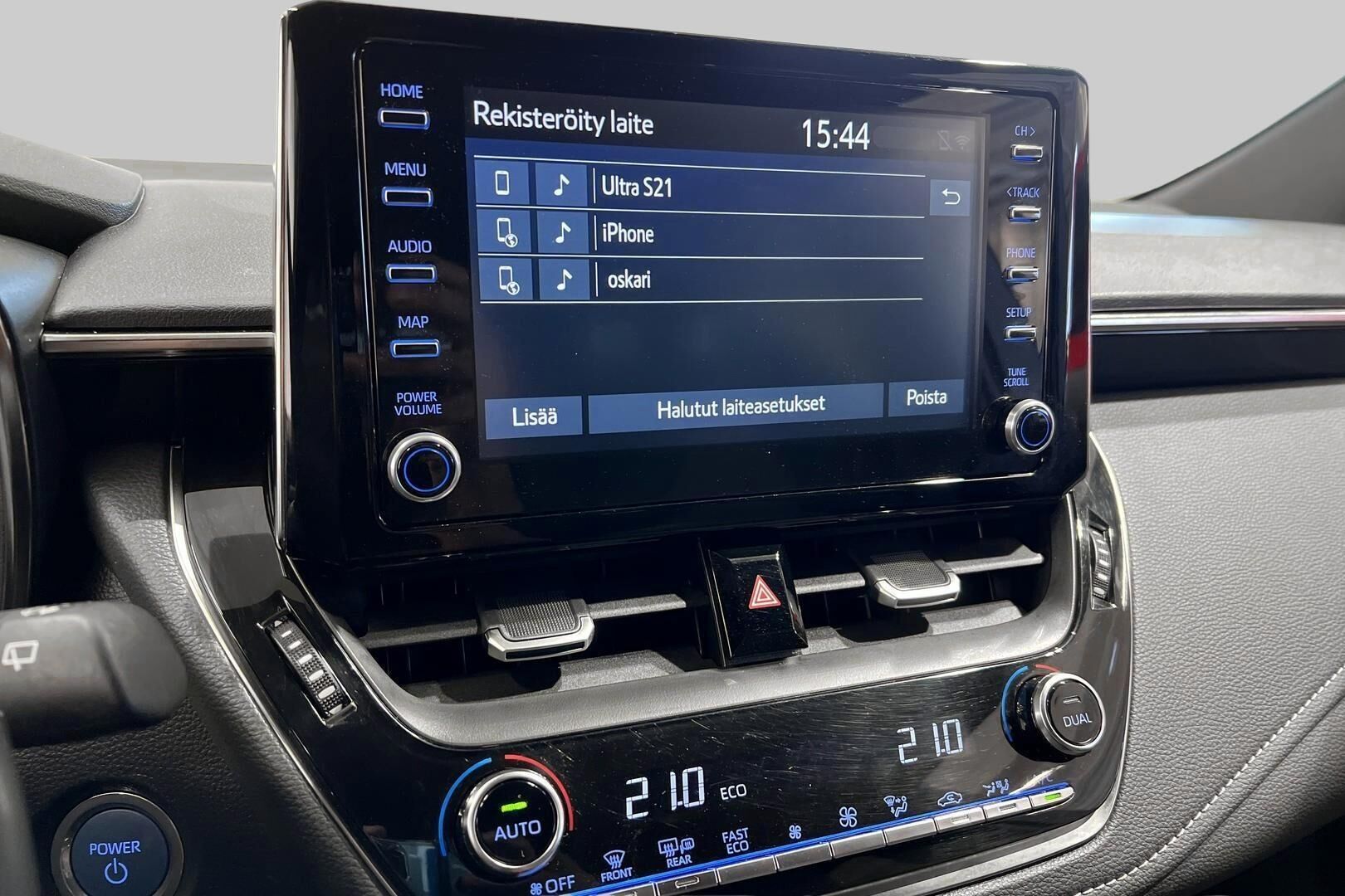 Suzuki Swace iso kuva 16