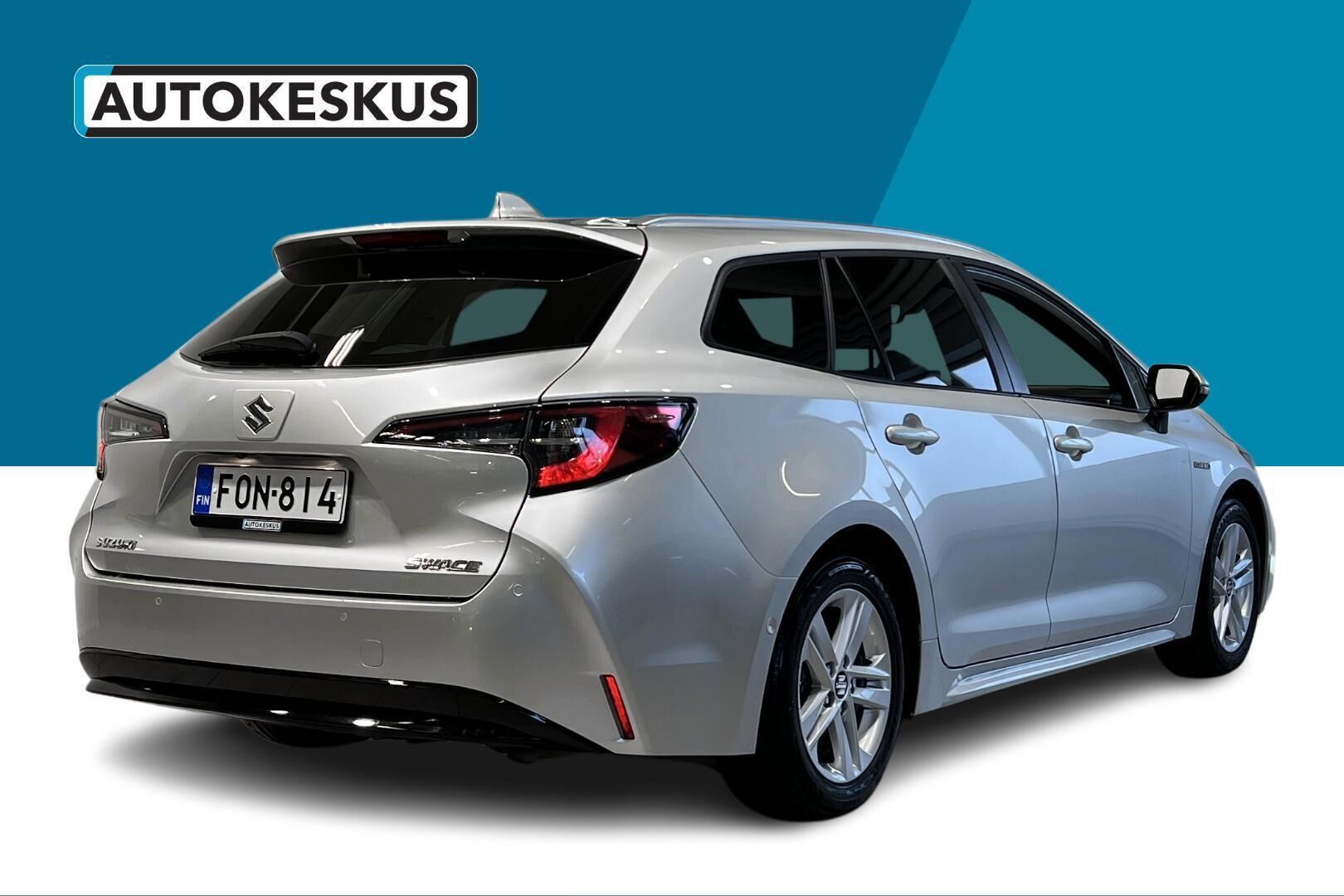 Suzuki Swace iso kuva 5