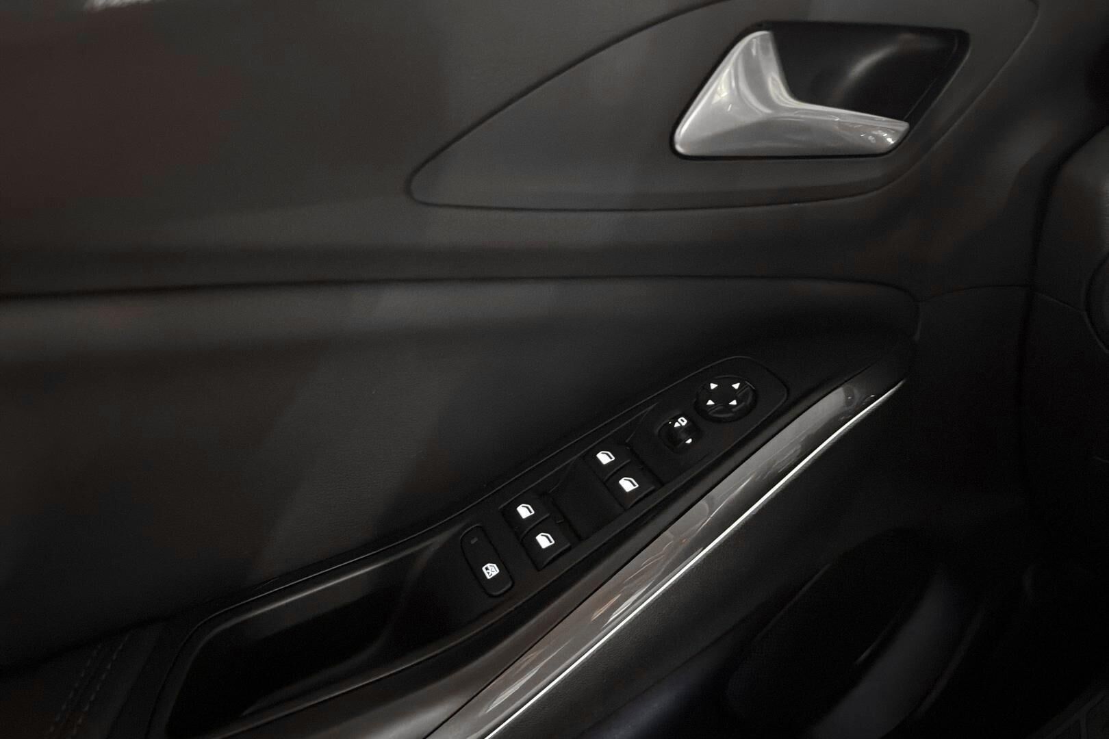 Opel Grandland X iso kuva 21