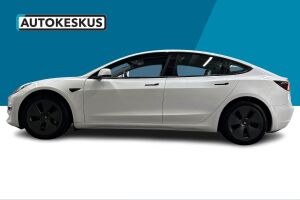 Tesla Model 3 esikatselu 8