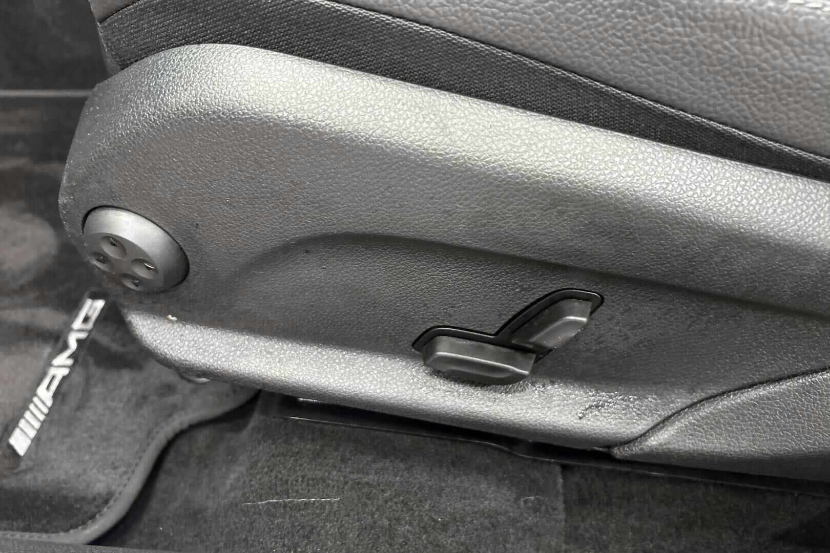 Mercedes-Benz GLC iso kuva 16