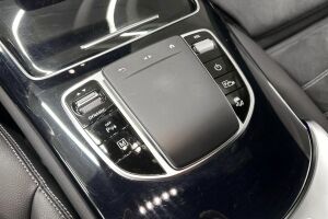 Mercedes-Benz GLC esikatselu 24