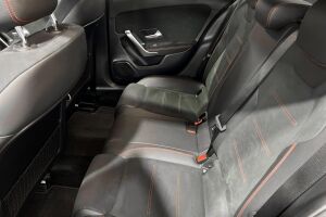 Mercedes-Benz A esikatselu 9