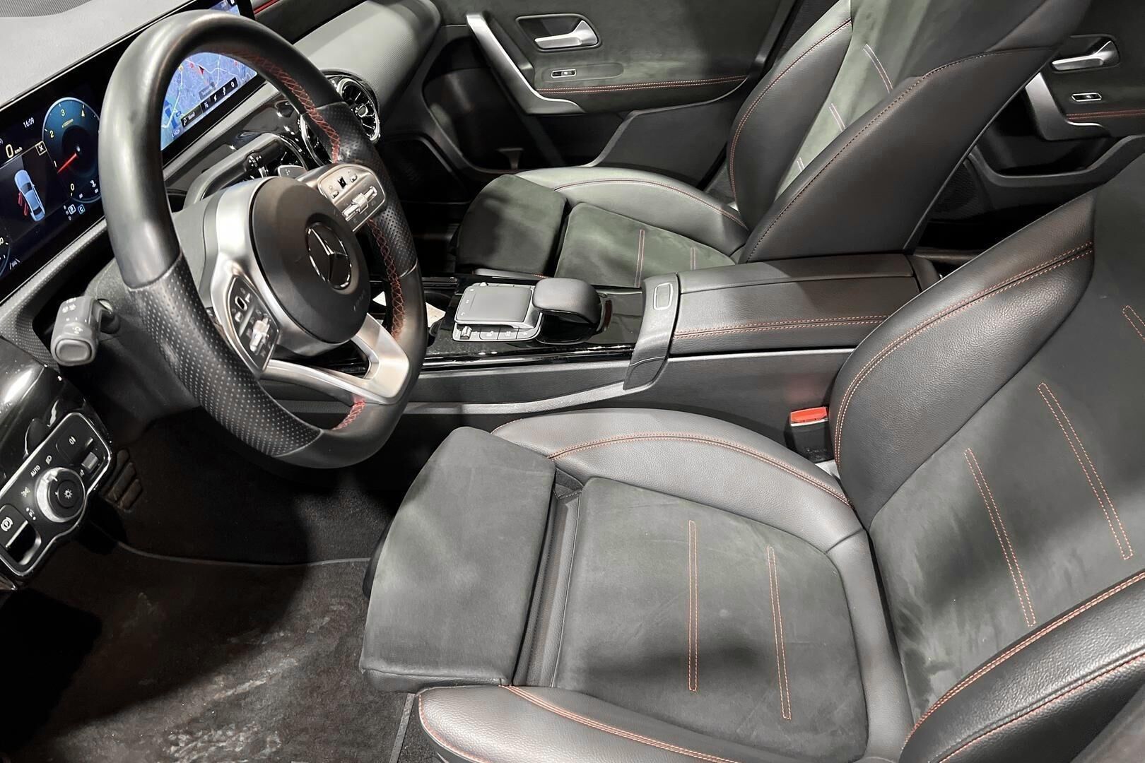 Mercedes-Benz A iso kuva 10