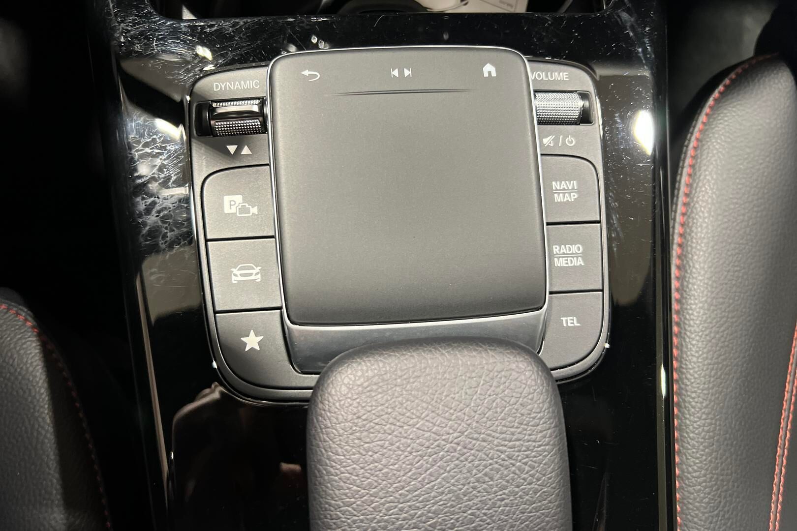 Mercedes-Benz A iso kuva 15