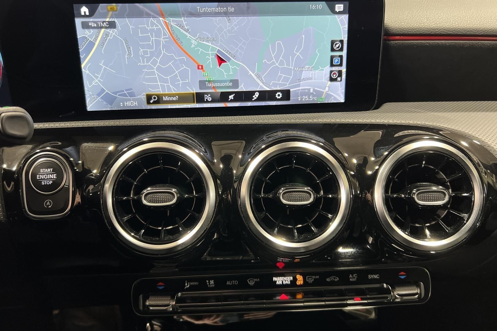 Mercedes-Benz A iso kuva 16