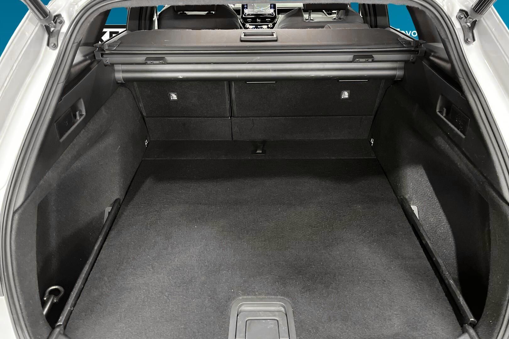 Toyota Corolla iso kuva 11