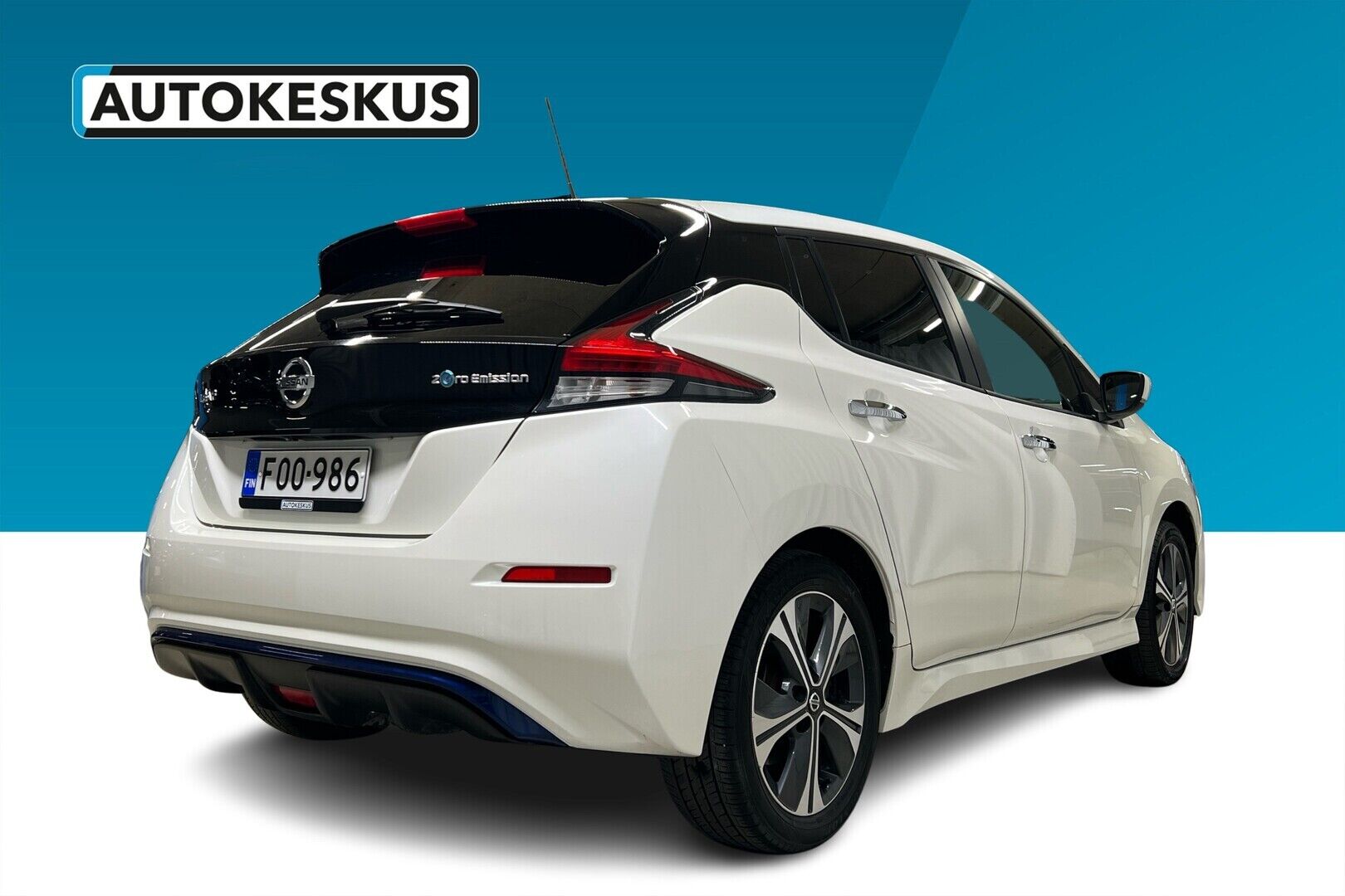 Nissan Leaf iso kuva 1