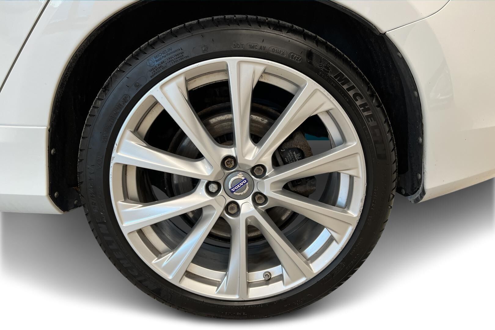 Volvo V60 iso kuva 13