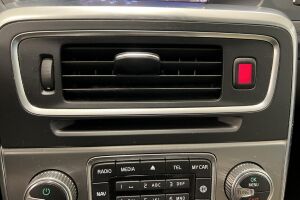 Volvo V60 esikatselu 16