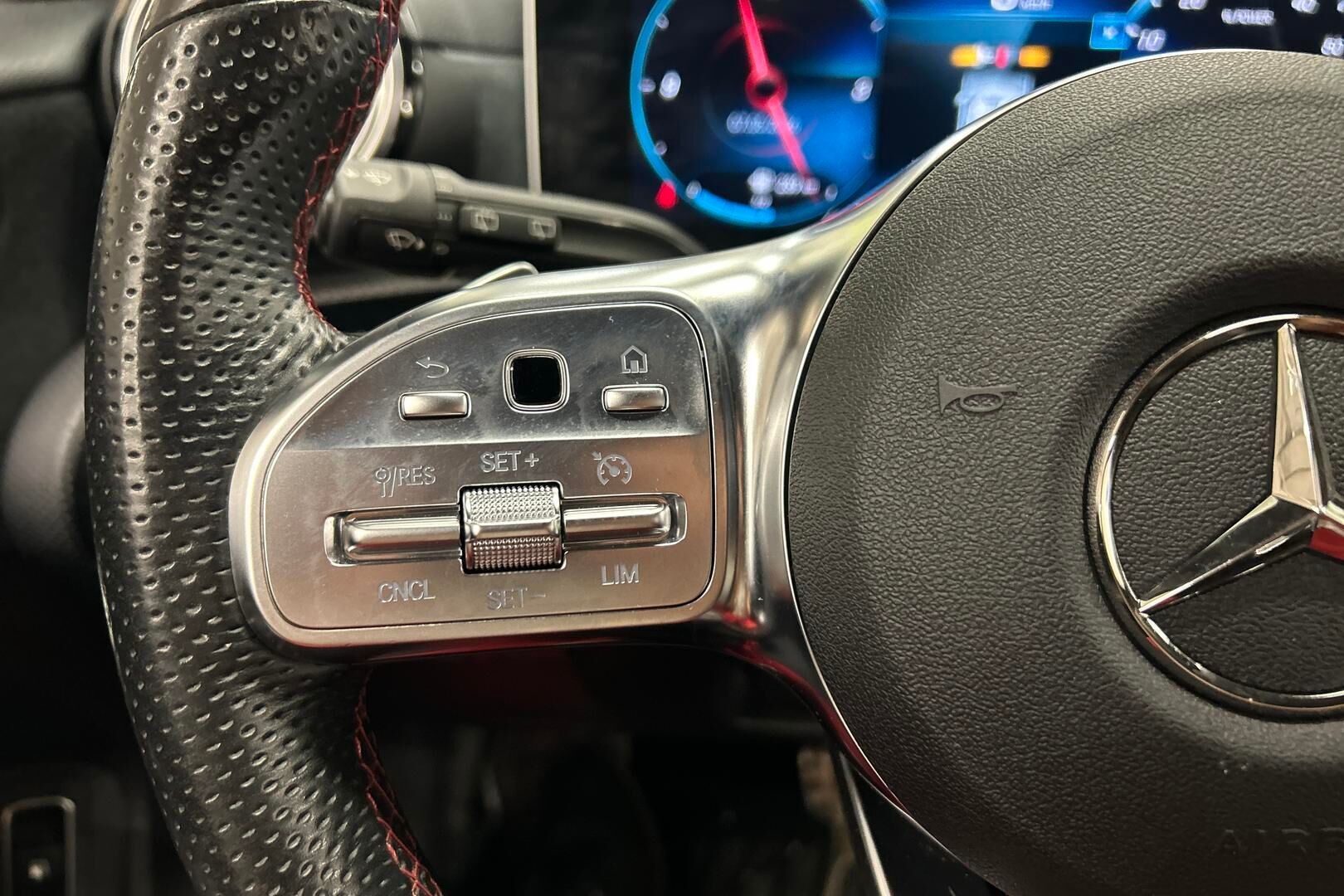 Mercedes-Benz A iso kuva 19