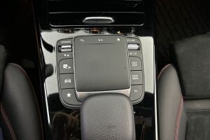 Mercedes-Benz A esikatselu 24