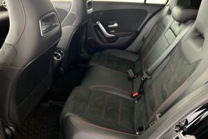 Mercedes-Benz A esikatselu 9