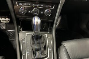 Volkswagen Golf esikatselu 18