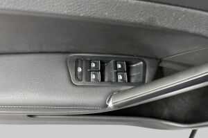 Volkswagen Golf esikatselu 23