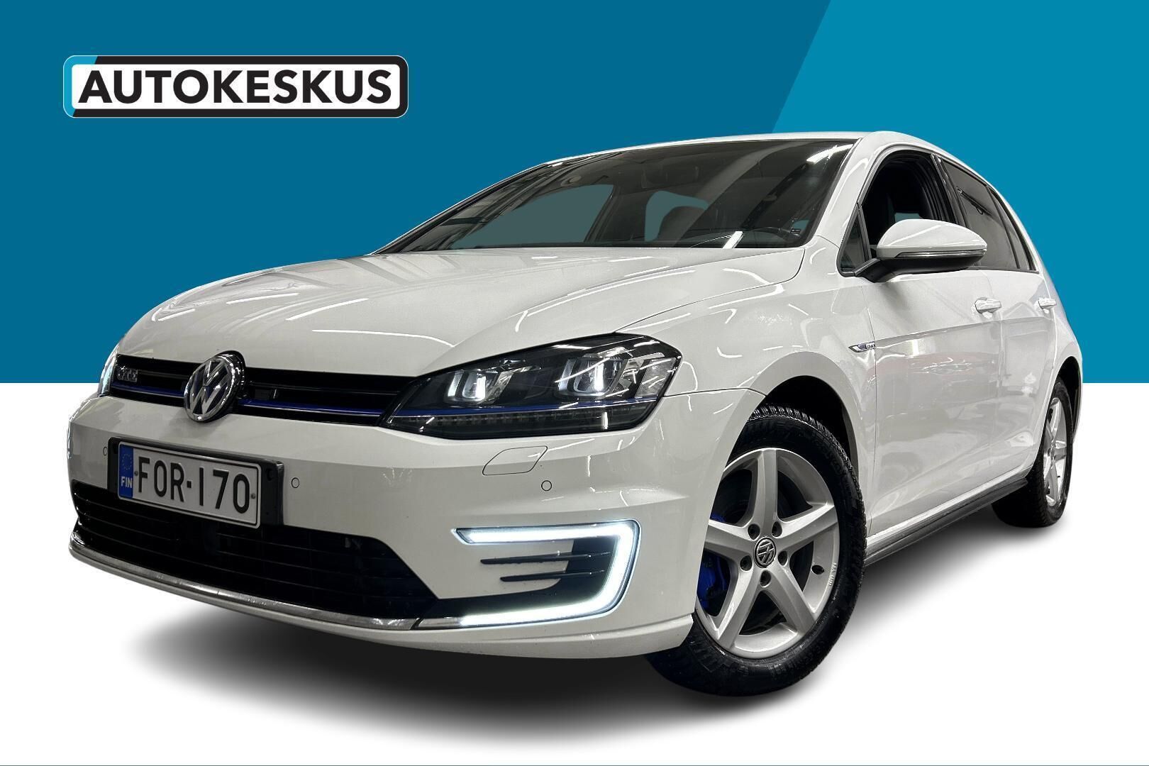 Volkswagen Golf iso kuva 0