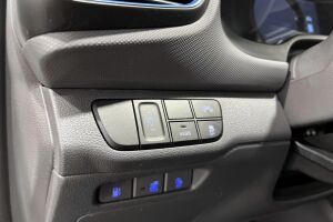 Hyundai IONIQ PLUG-IN esikatselu 4