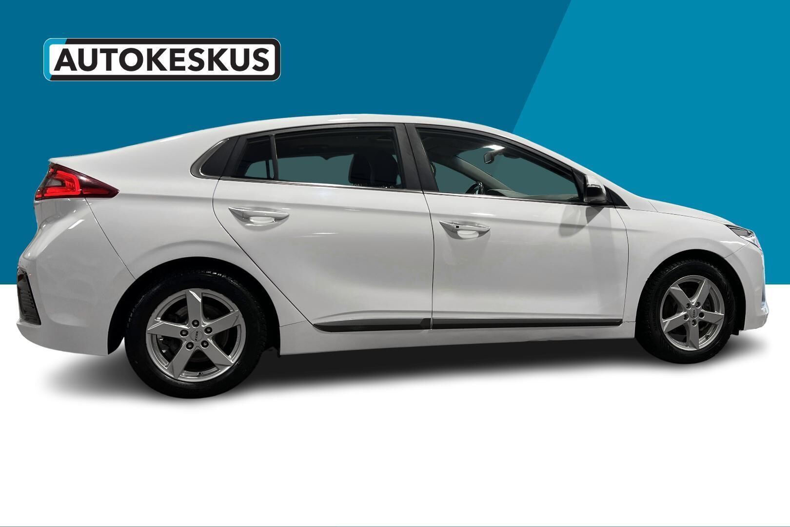 Hyundai IONIQ PLUG-IN iso kuva 11