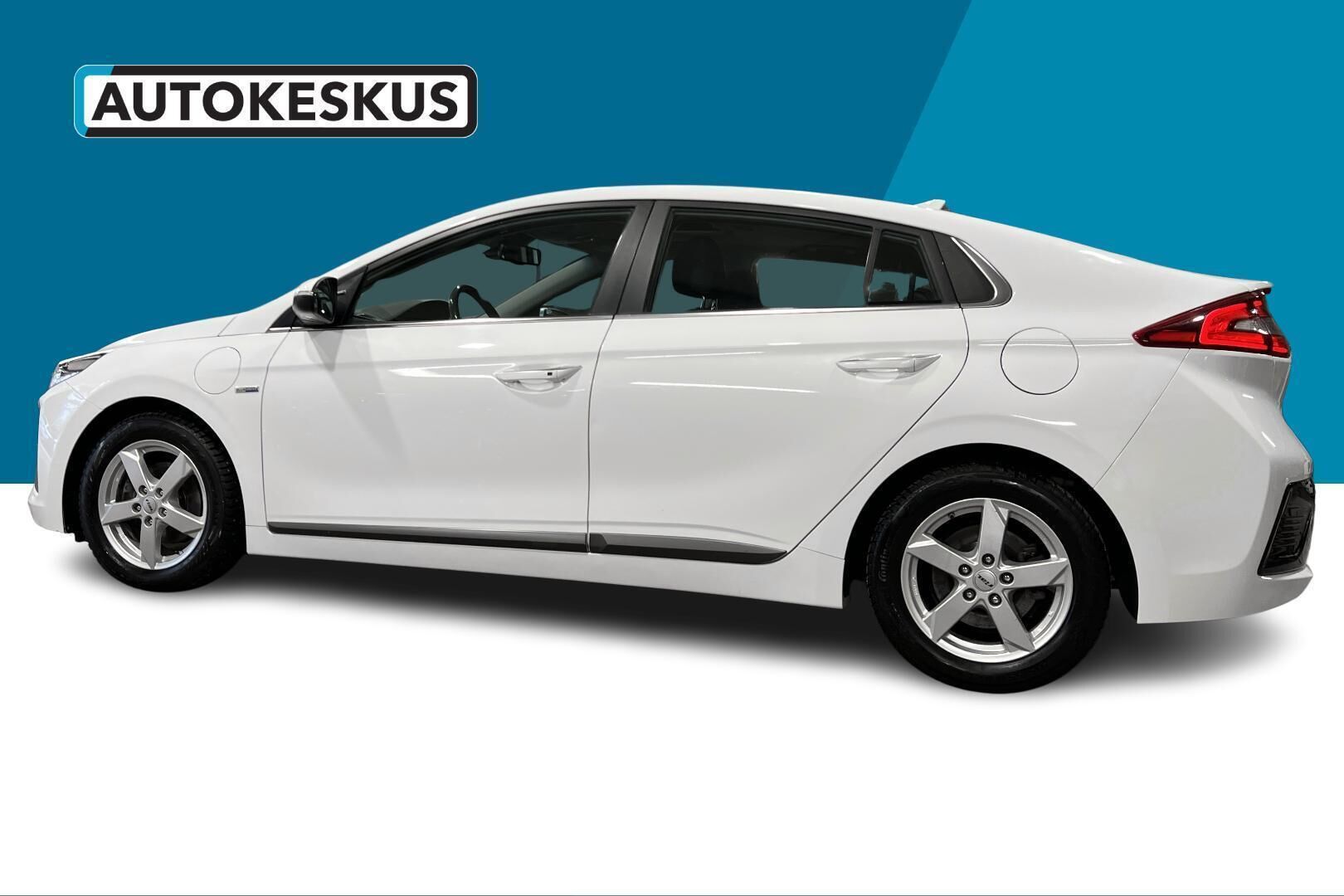 Hyundai IONIQ PLUG-IN iso kuva 15