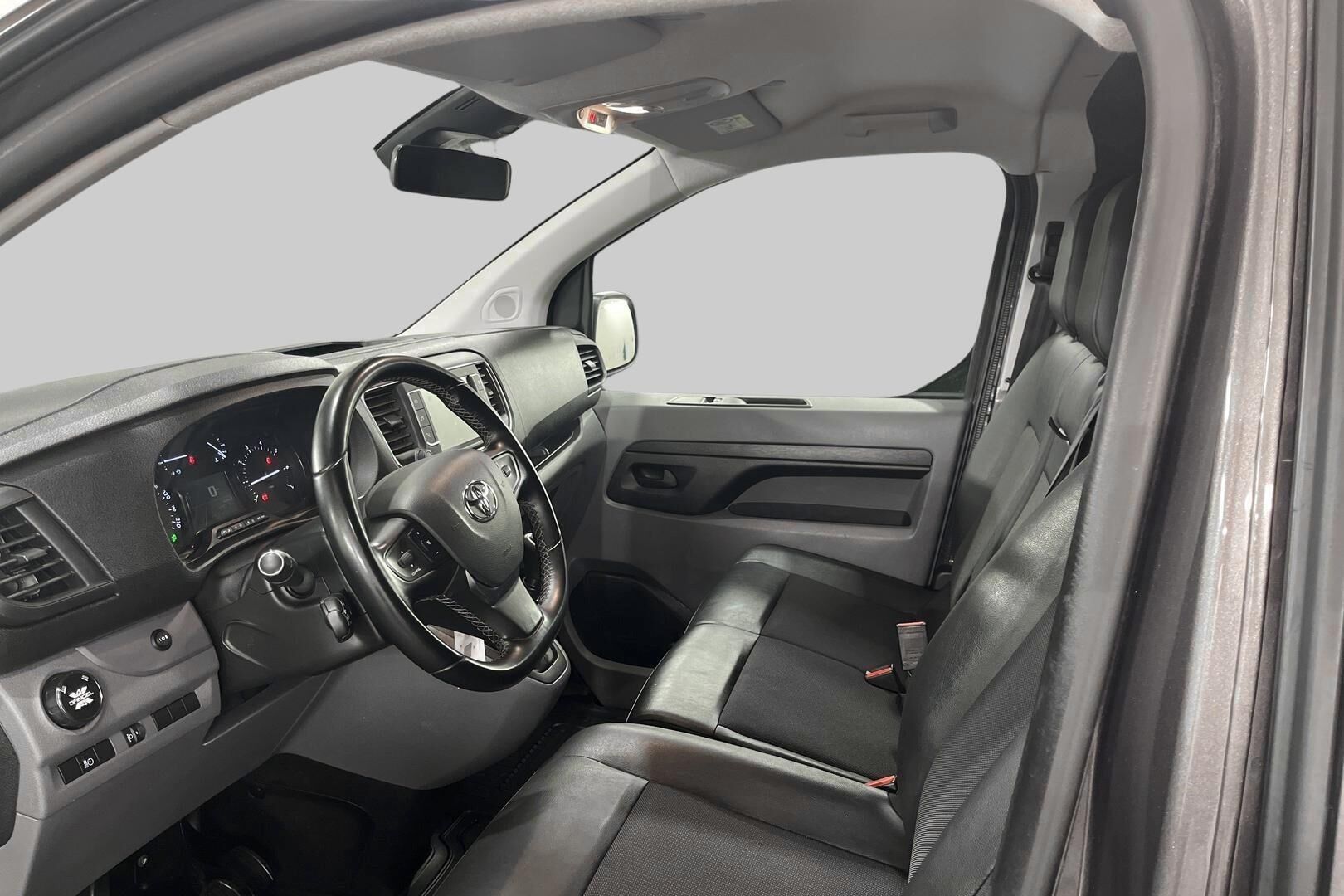 TOYOTA PROACE 4X4 iso kuva 15