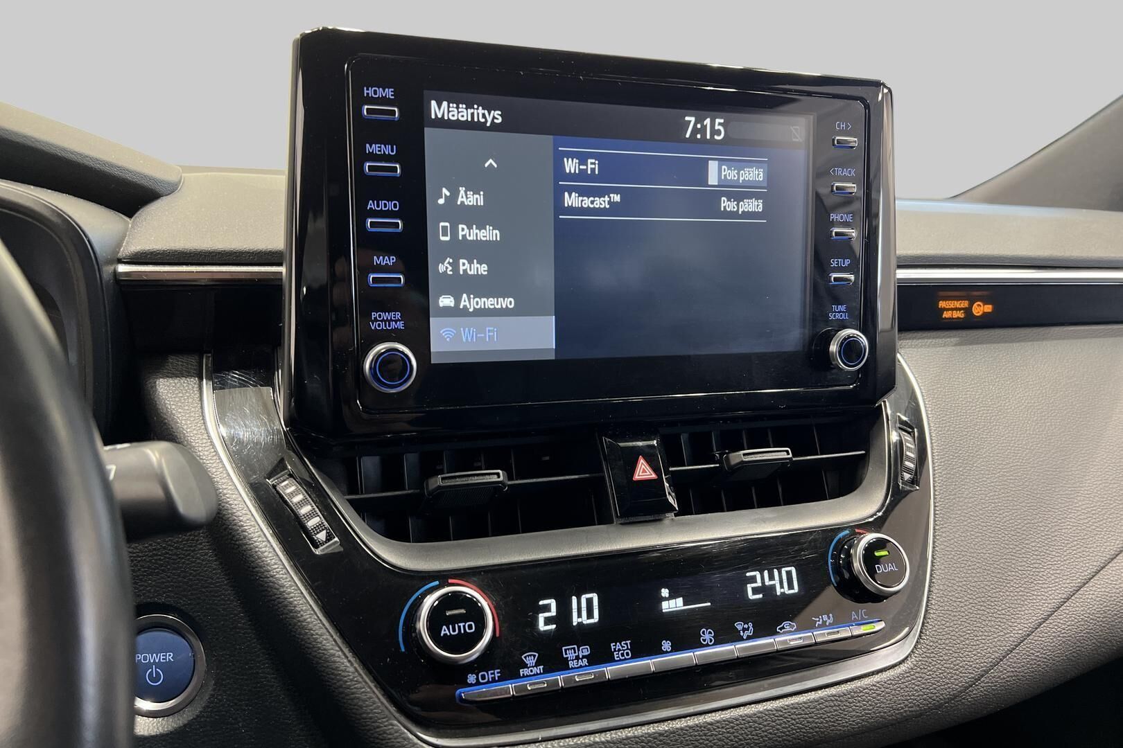 Toyota Corolla iso kuva 14