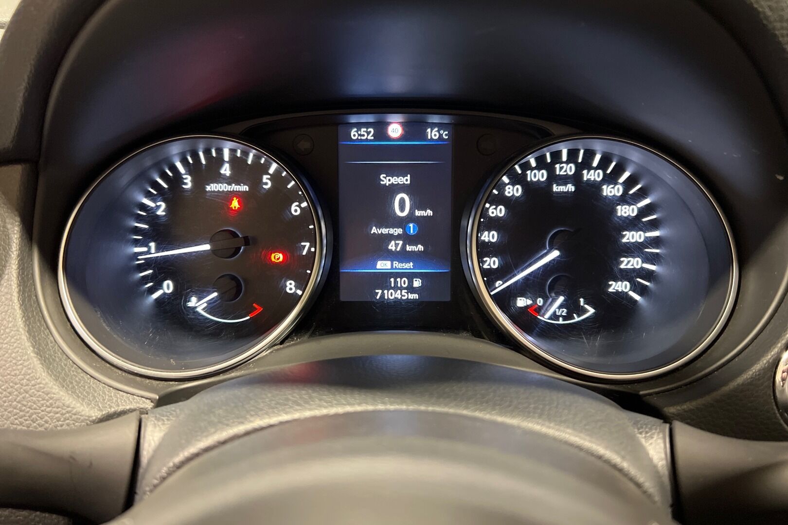 Nissan Qashqai iso kuva 9