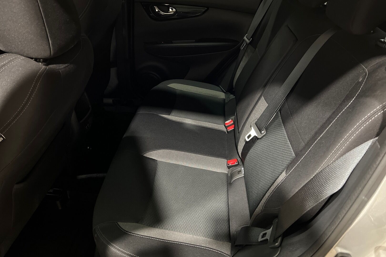 Nissan Qashqai iso kuva 6