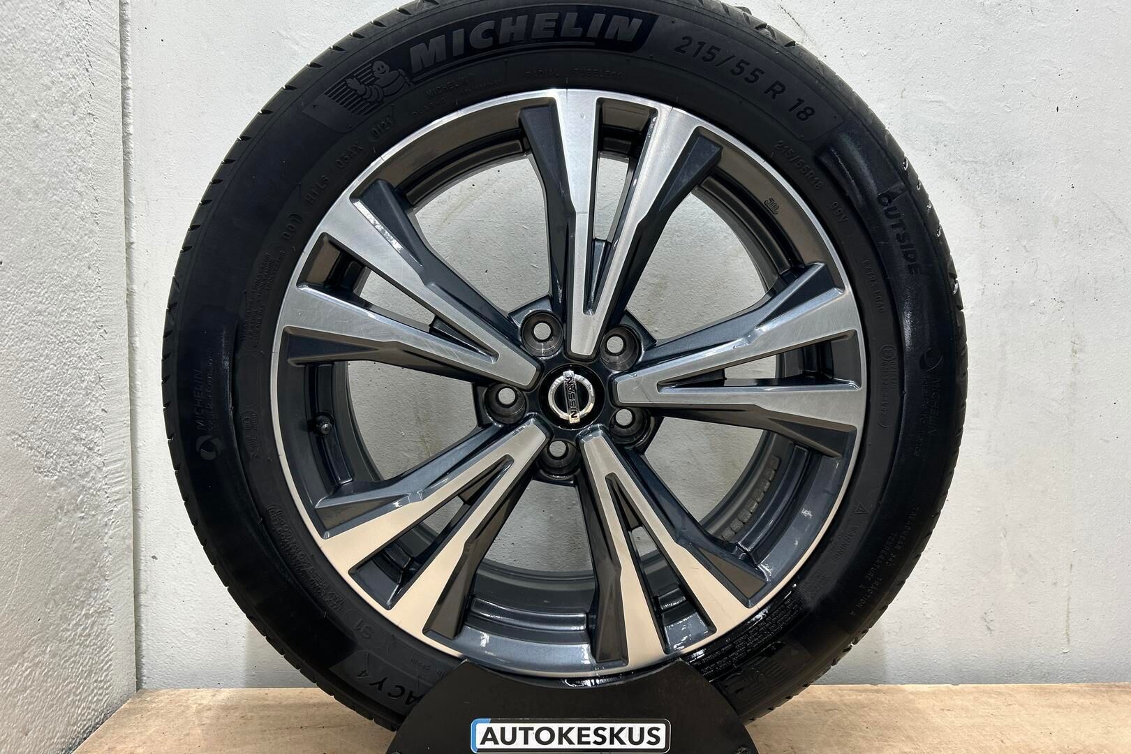 Nissan Qashqai iso kuva 11