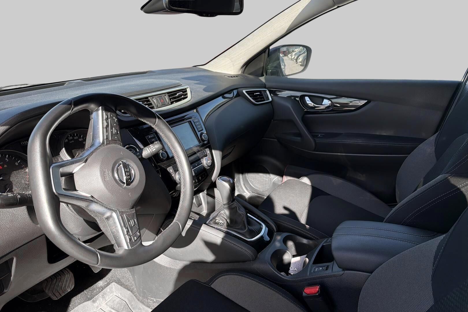 Nissan Qashqai iso kuva 2