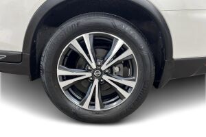 Nissan X-Trail esikatselu 13