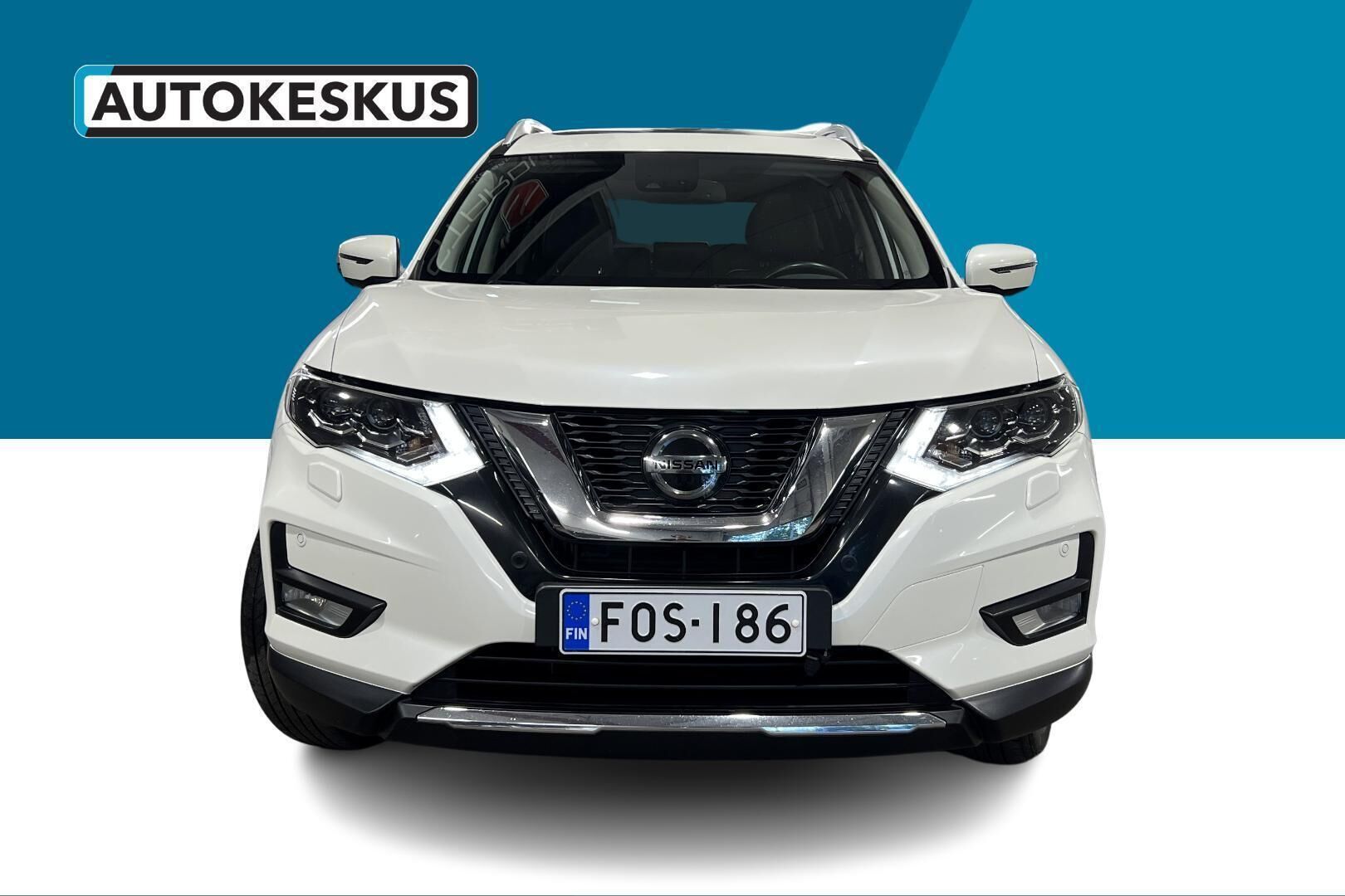 Nissan X-Trail iso kuva 2