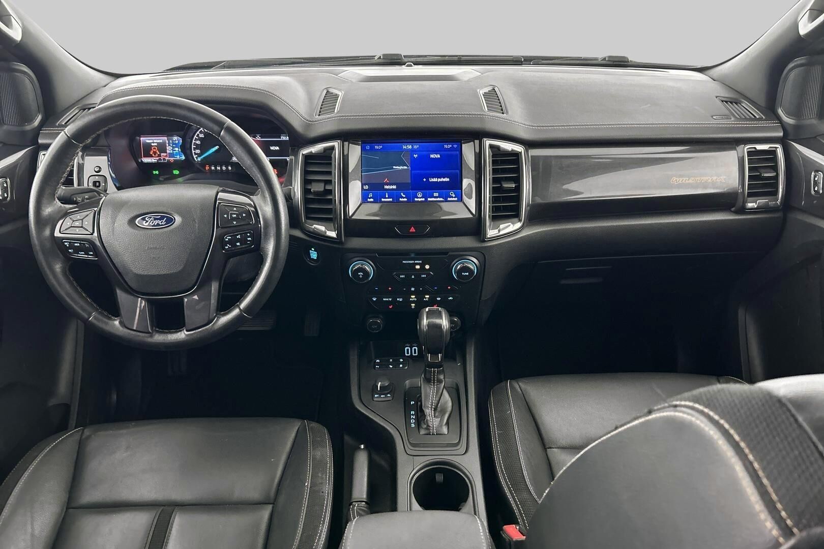 Ford Ranger iso kuva 11