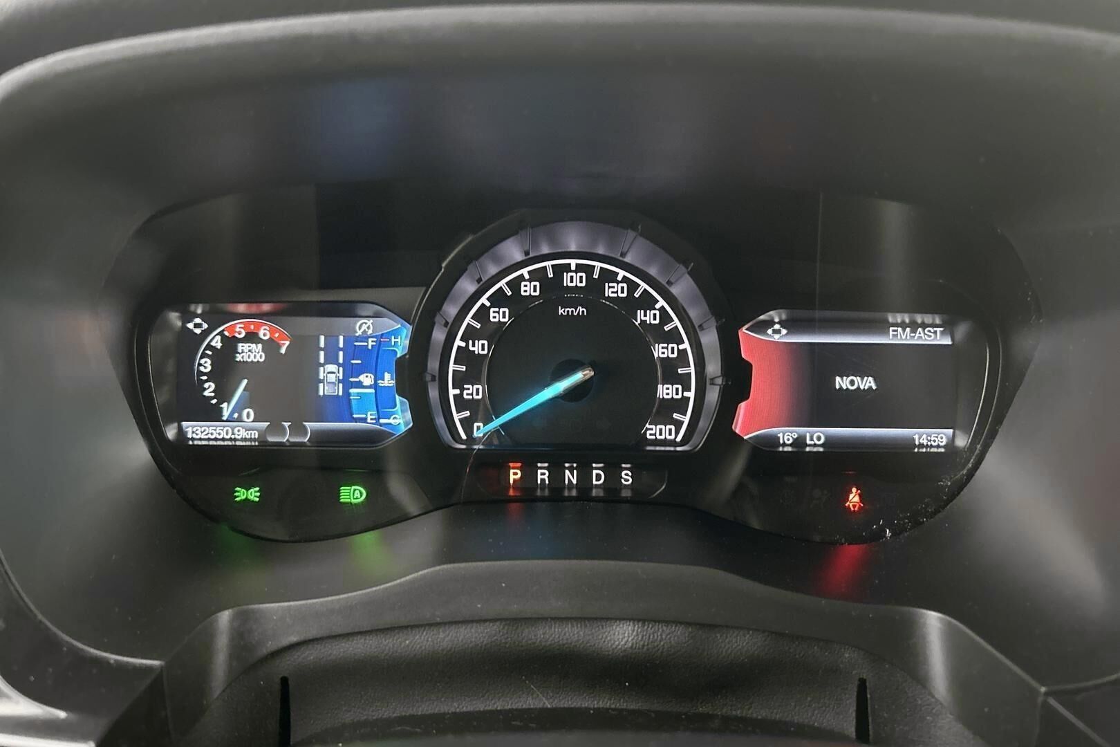 Ford Ranger iso kuva 14