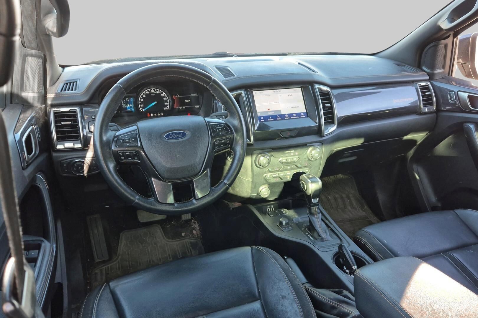Ford Ranger iso kuva 2