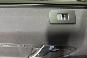 Land Rover Discovery Sport esikatselu 29