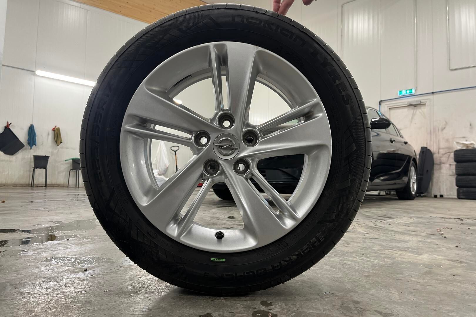 Opel Insignia iso kuva 8