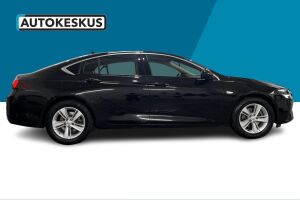 Opel Insignia esikatselu 0