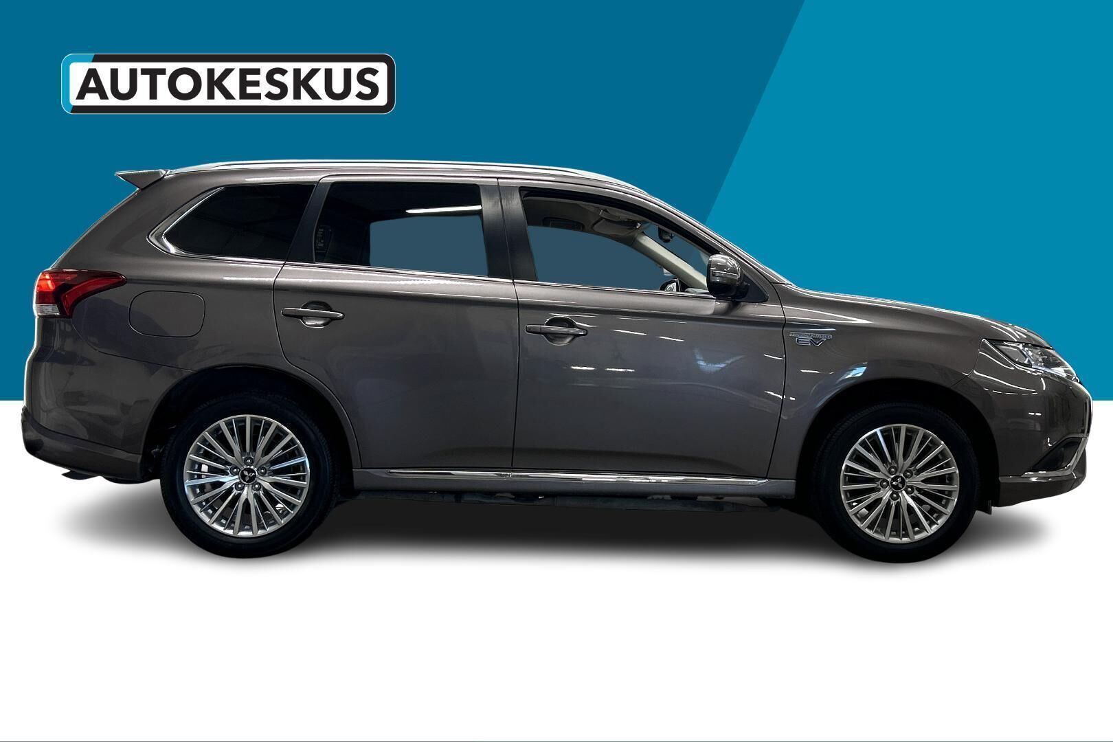 Mitsubishi Outlander PHEV iso kuva 3