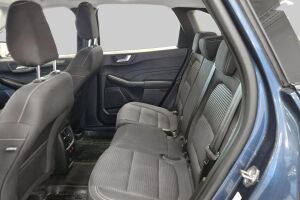 Ford Kuga esikatselu 10