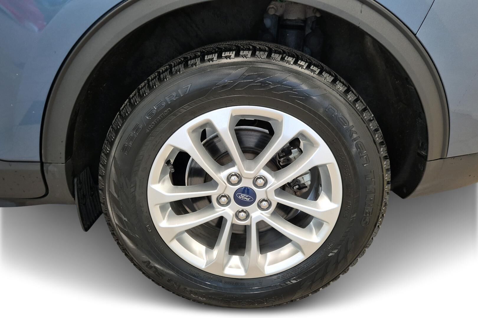Ford Kuga iso kuva 13