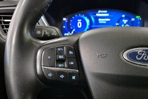 Ford Kuga esikatselu 20