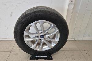 Ford Kuga esikatselu 24