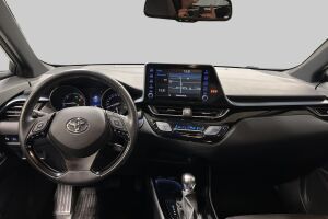 Toyota C-HR esikatselu 10