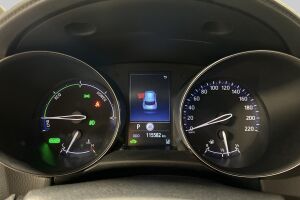 Toyota C-HR esikatselu 13