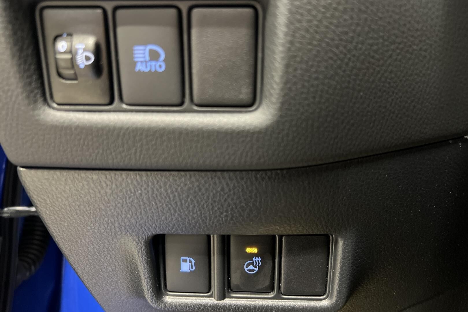 Toyota C-HR iso kuva 17