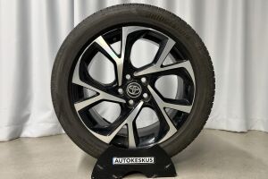 Toyota C-HR esikatselu 18