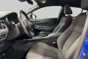 Toyota C-HR esikatselu 8