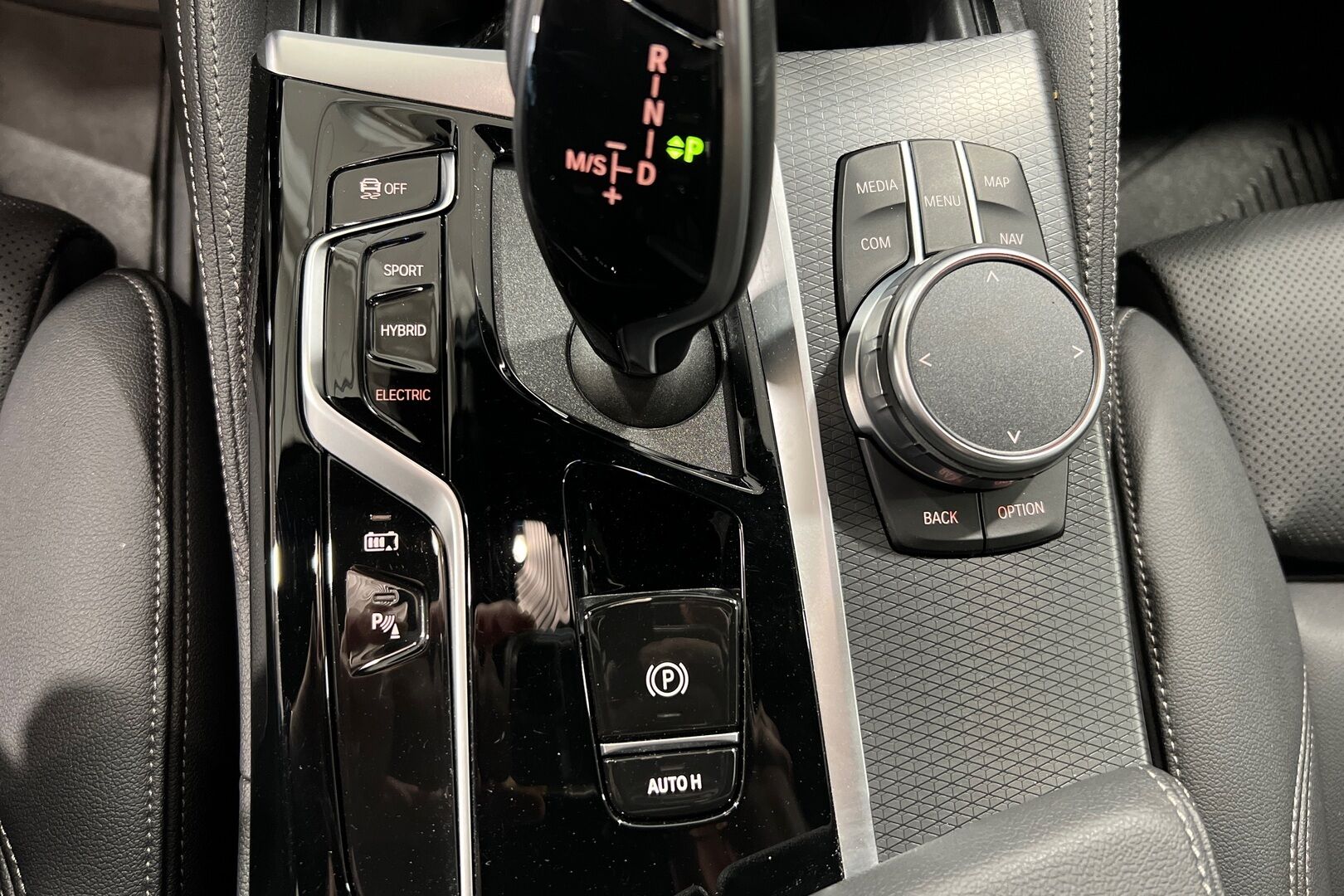 BMW 5-sarja iso kuva 13