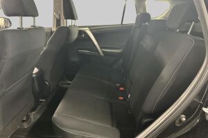 Toyota RAV4 esikatselu 9