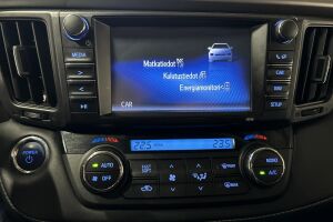 Toyota RAV4 esikatselu 16